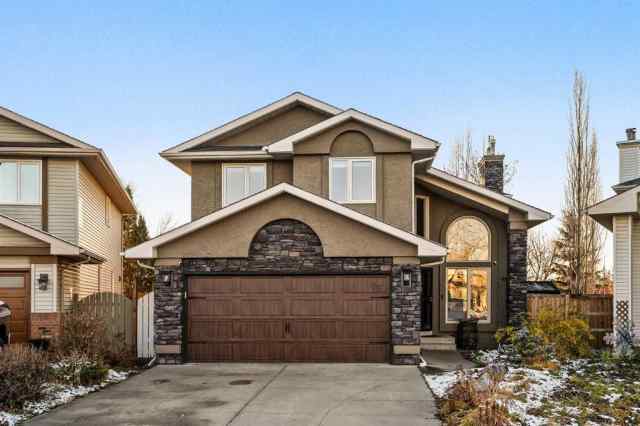 Just listed McKenzie Lake homes for sale new 25 McKinley Bay SE in McKenzie Lake Calgary