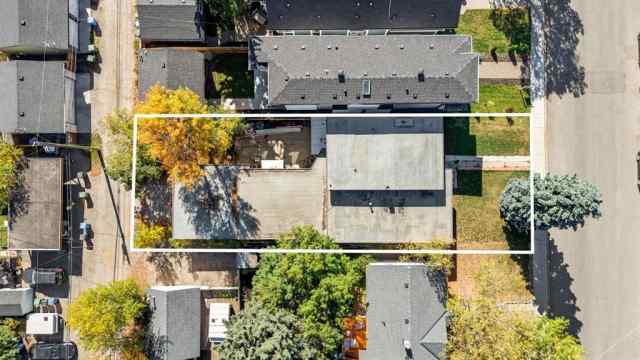 Just listed Shaganappi homes for sale new 1708 29 Street SW in Shaganappi Calgary